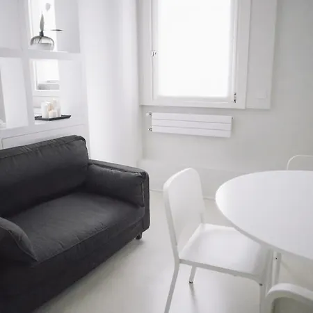 Italianway-turati Apartment Milan